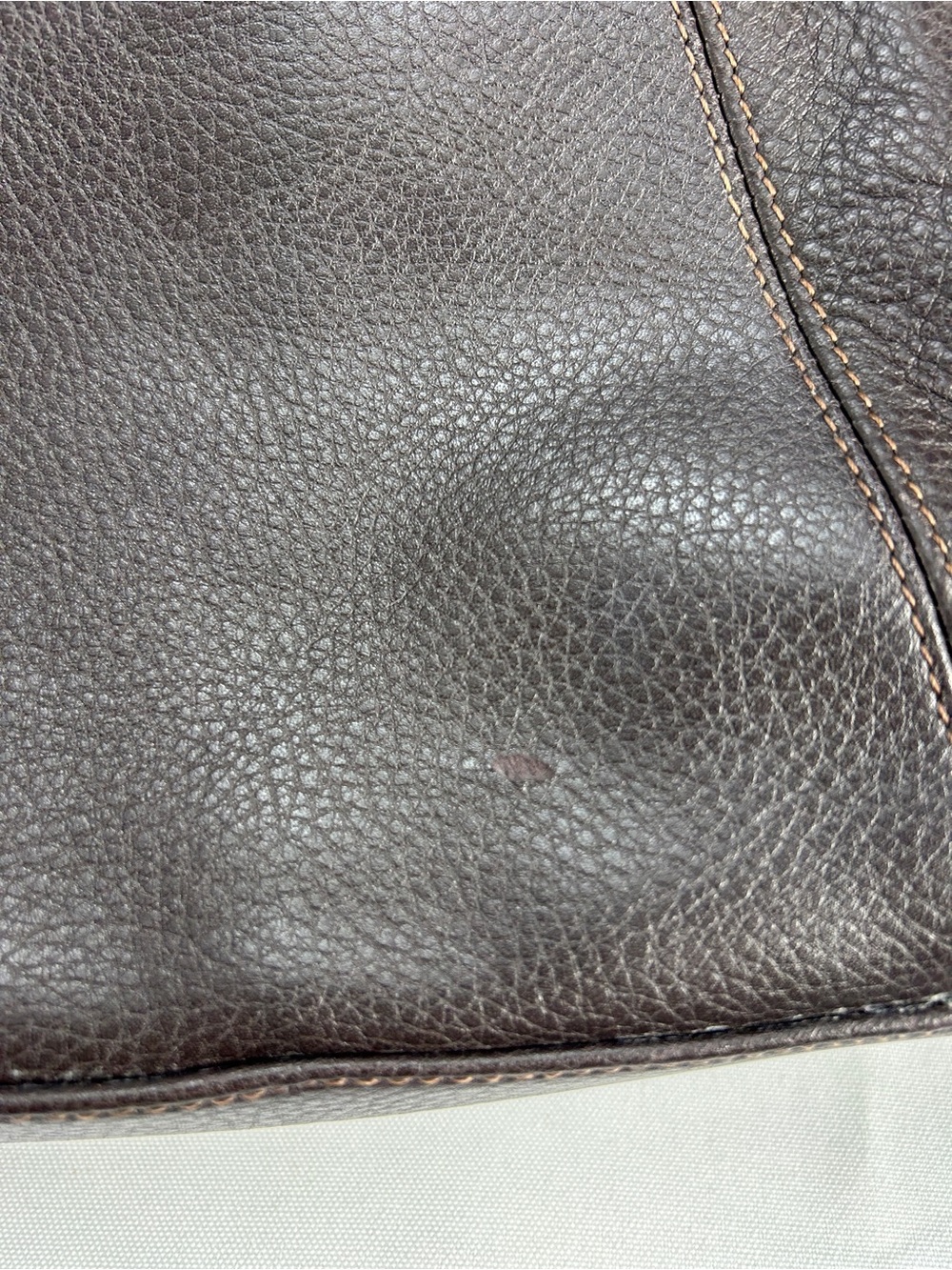 Liz Claiborne Villager Classic Dark Brown Leather Shoulder Bag - Picture 3 of 8